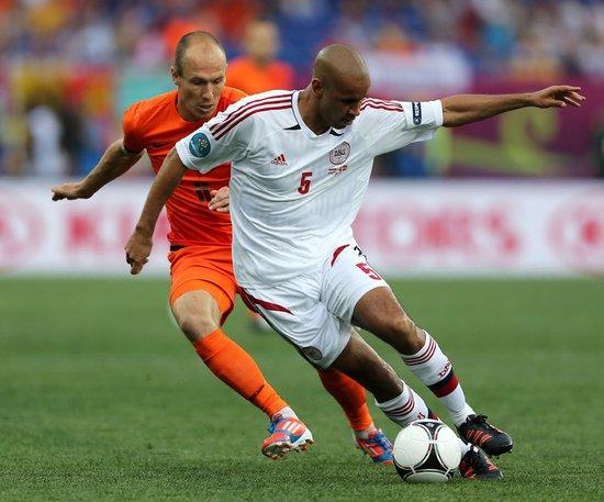 罗本：如今的年轻球员比过去轻松 有的人需要鼓励有的则需要督促