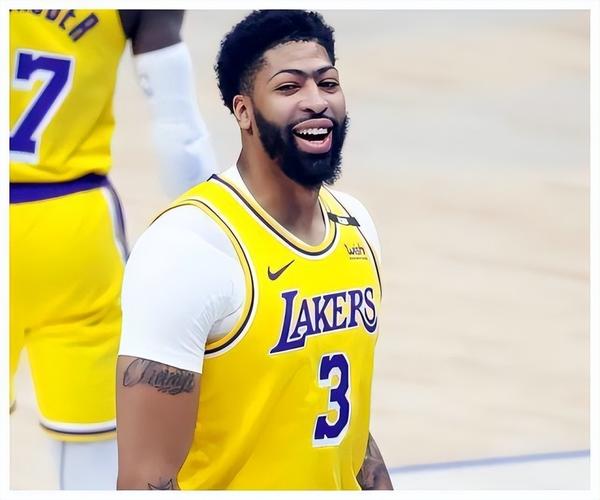 浓眉：一直打5会消耗我的身体 在湖人夺冠那年我也是打4