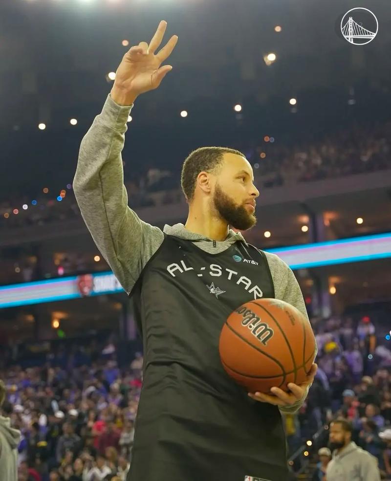 名记：勇士2月曾试图交易得到杜兰特 KD直接和库里沟通表达了拒绝