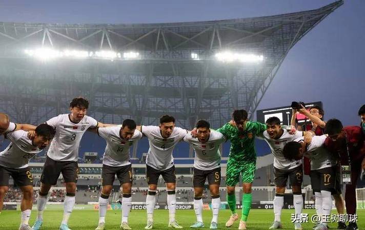 上月代表库拉索首秀！谢菲联主帅：华裔球员陈达毅将伤缺4-6周