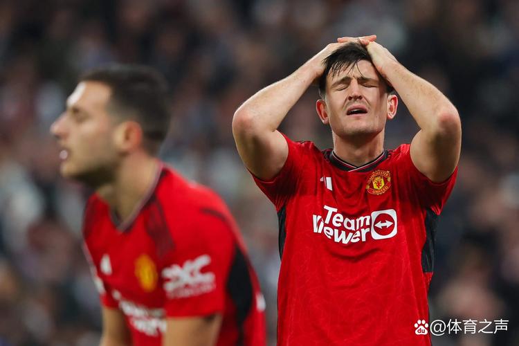 曼联近25次英超对阵升班马22胜3平保持不败，上次是1-4沃特福德