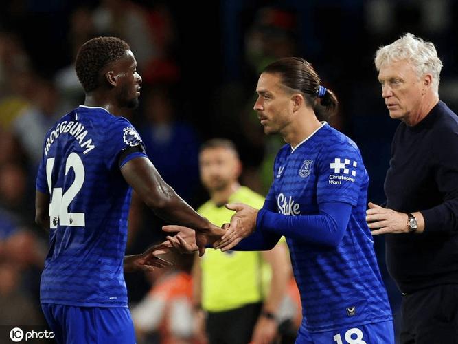 格拉利什本赛季助攻4次、创造机会17次、被犯规22次，皆英超最多