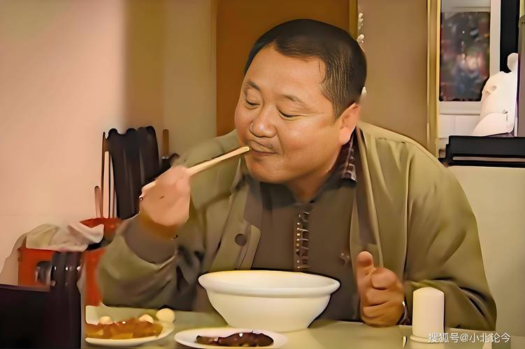 媒体人：范德彪在努力练习自己的投射 艾顿首秀没人给他喂饼