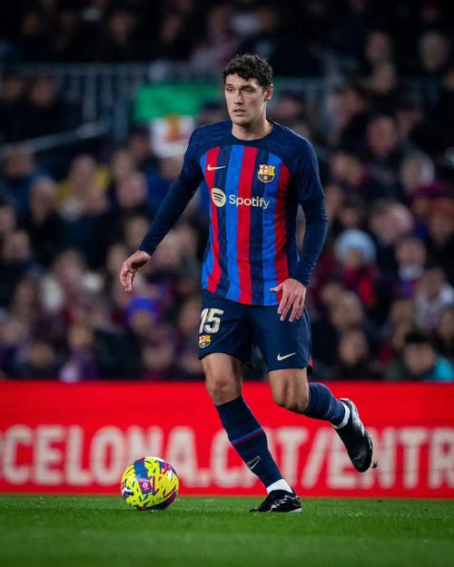 每体：巴萨还没有给克里斯滕森提供续约合同，赛季末再决定他去留