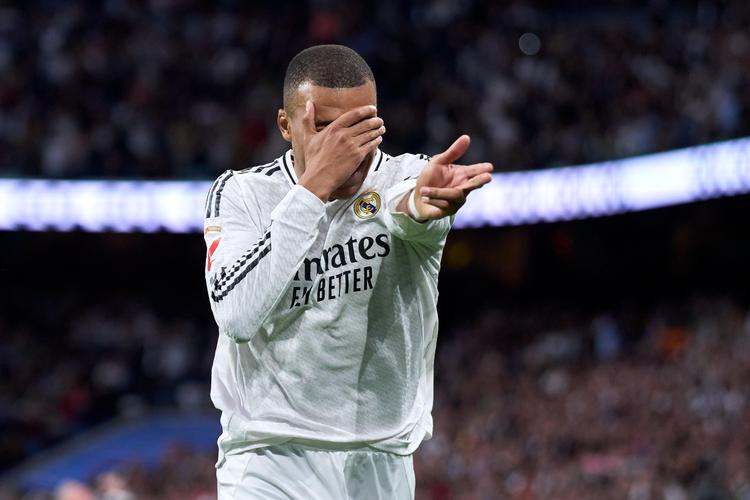 科隆小将马拉本赛季1对1情况下射门5次，五大联赛仅少于姆巴佩