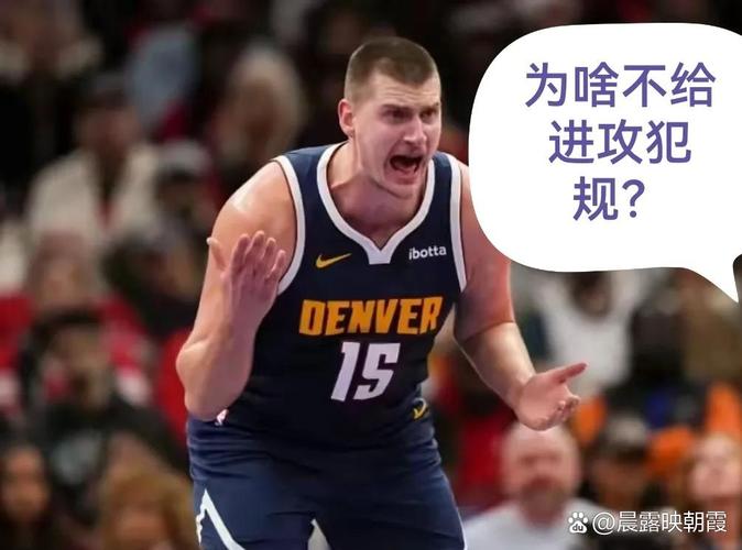 随便玩玩！约基奇21分钟5投5中砍下17+6+5 另有6次失误