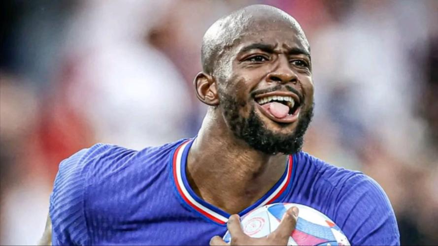 28岁首次入选法国队！马特塔：小时候曾被球踢到头昏倒 偶像伊布