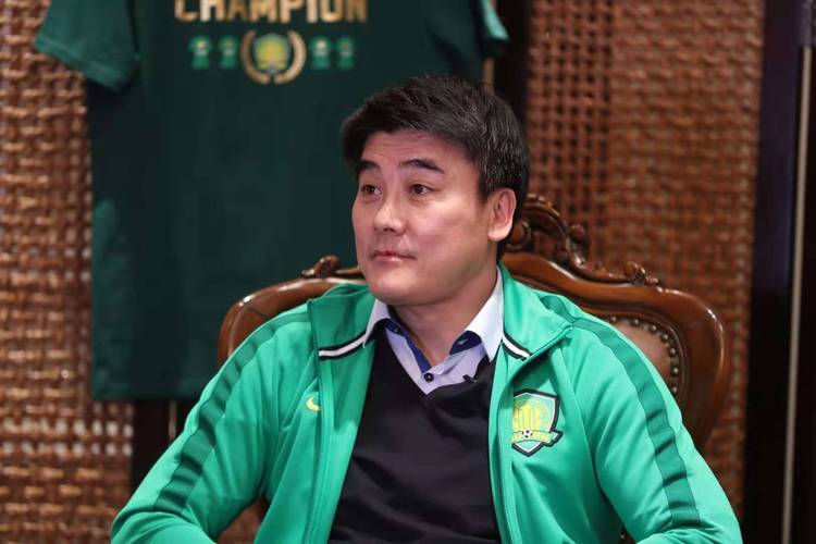 国安代理主帅回应与塞蒂恩分歧：兼听则明，我的作用就是提建议