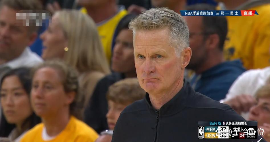 科尔：对上一场高大首发的效果还不清晰 因为我一直想着比赛失误