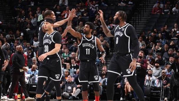 很伤！篮网全队出现32次失误 让太阳利用失误得42分