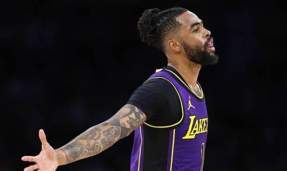 拉塞尔：希望球员都戴着小蜜蜂比赛 主持人：那他们泄密了怎么办