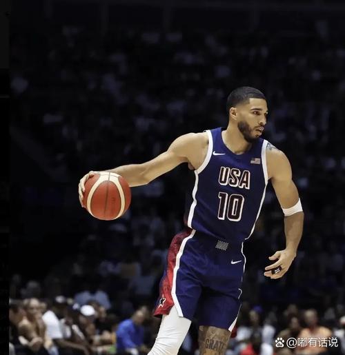 瓦兰：布泽利斯很谦逊&很努力 继续保持的话他会成为最好球员之一