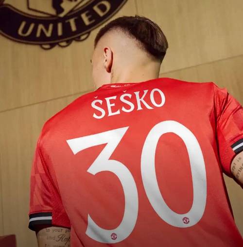 菲尔-琼斯：我觉得自己职业生涯足够辉煌 希望阿莫林能赢得奖杯