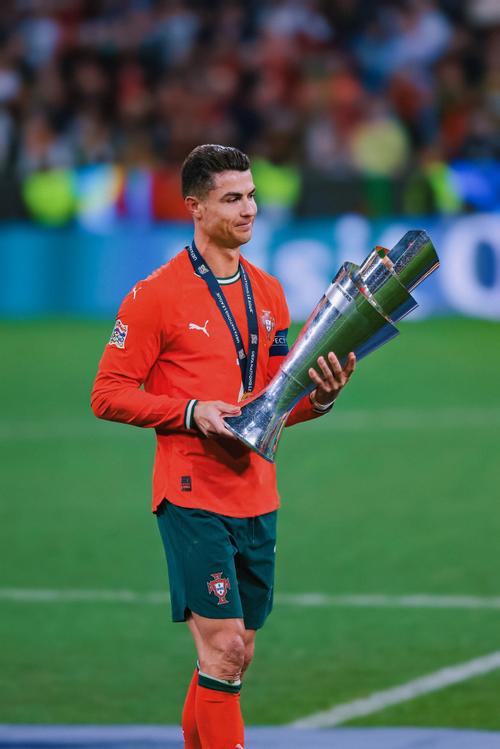 前国脚：若C罗能够回葡萄牙体育结束职业生涯，那将会太美妙