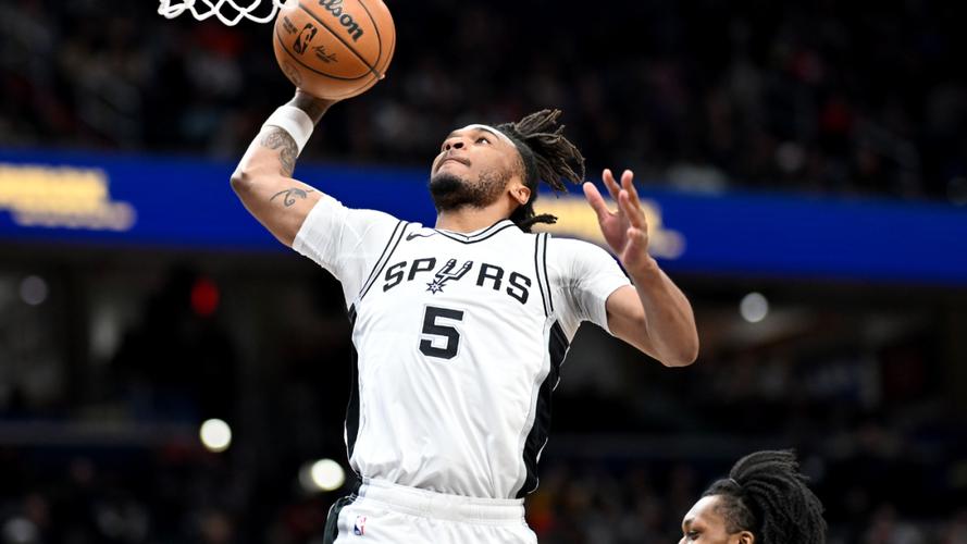 未来！官方：马刺执行卡斯尔新秀合同第3年及文班第4年球队选项