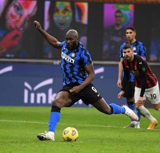 米体:卢卡库的目标是在意超杯对AC米兰时回归