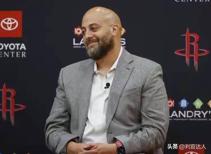 乌度卡：其他队没法完全复刻我们的双塔阵容 能被模仿有点自豪