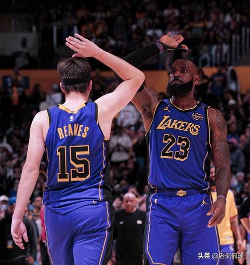 5年2.4亿顶薪在招手！詹东不在里夫斯场均40+6+10+3断+180俱乐部