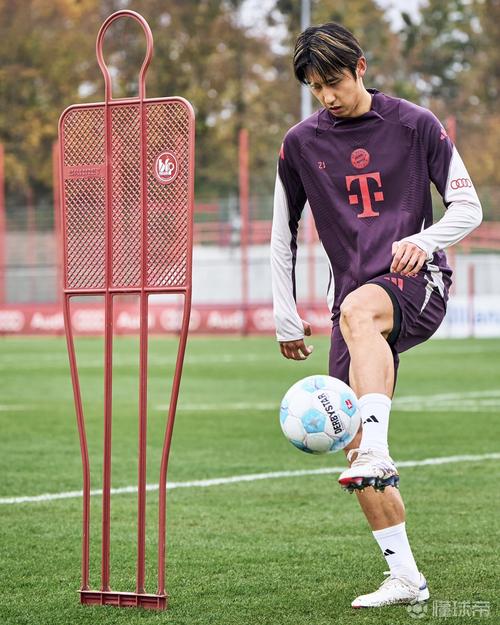 埃贝尔：希望穆西亚拉12月复出 伊藤洋辉国际比赛日之后就可复出