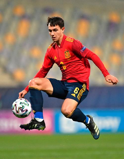 阿斯：皇马在关注阿尔克马尔19岁中场基斯-斯米特