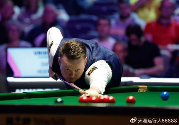 稳定输出!墨菲16中7&5记三分拿下21分3板3助 上半场19分