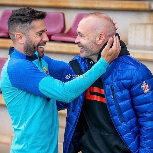 朋友你还好吗?伊涅斯塔看望患有渐冻症的前巴萨助教温苏埃