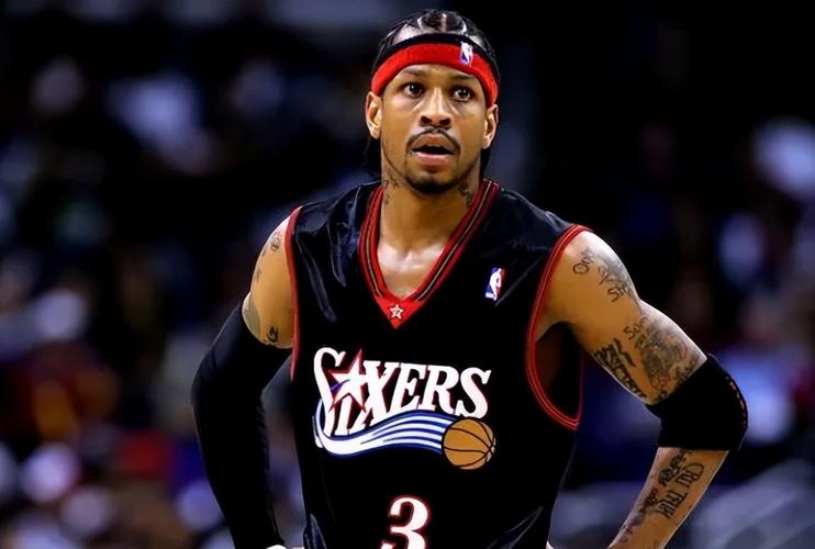 追梦：76人的黑色复古球衣让你想到艾弗森 后者是GOAT之一