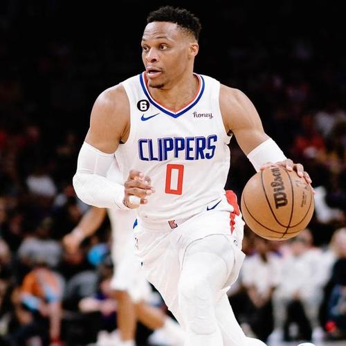 18板！斯波：韦尔虚心接受指导 篮板球表现为他赢得更多出场时间