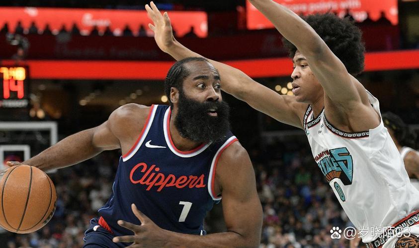 邓恩、小卡、哈登接连命中三分 快船开局9-0进攻高潮打停灰熊