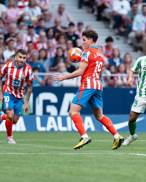 马竞本轮西甲大名单：阿尔瓦雷斯、格列兹曼在列，奥布拉克回归