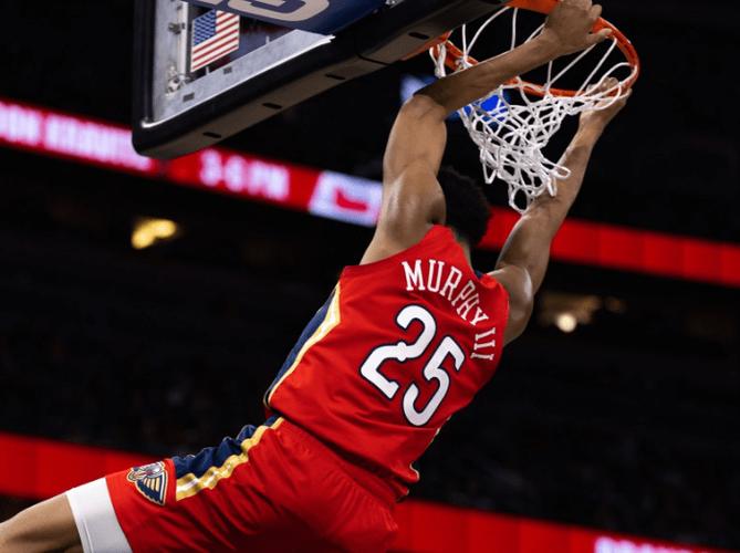 今天吃饺子了！勇士3分钟内2次挑战都成功 阿尔瓦拉多&奎因犯规