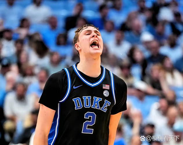 弗拉格单场35分！NBA历史上未满19岁球员第三高得分 仅次于詹姆斯